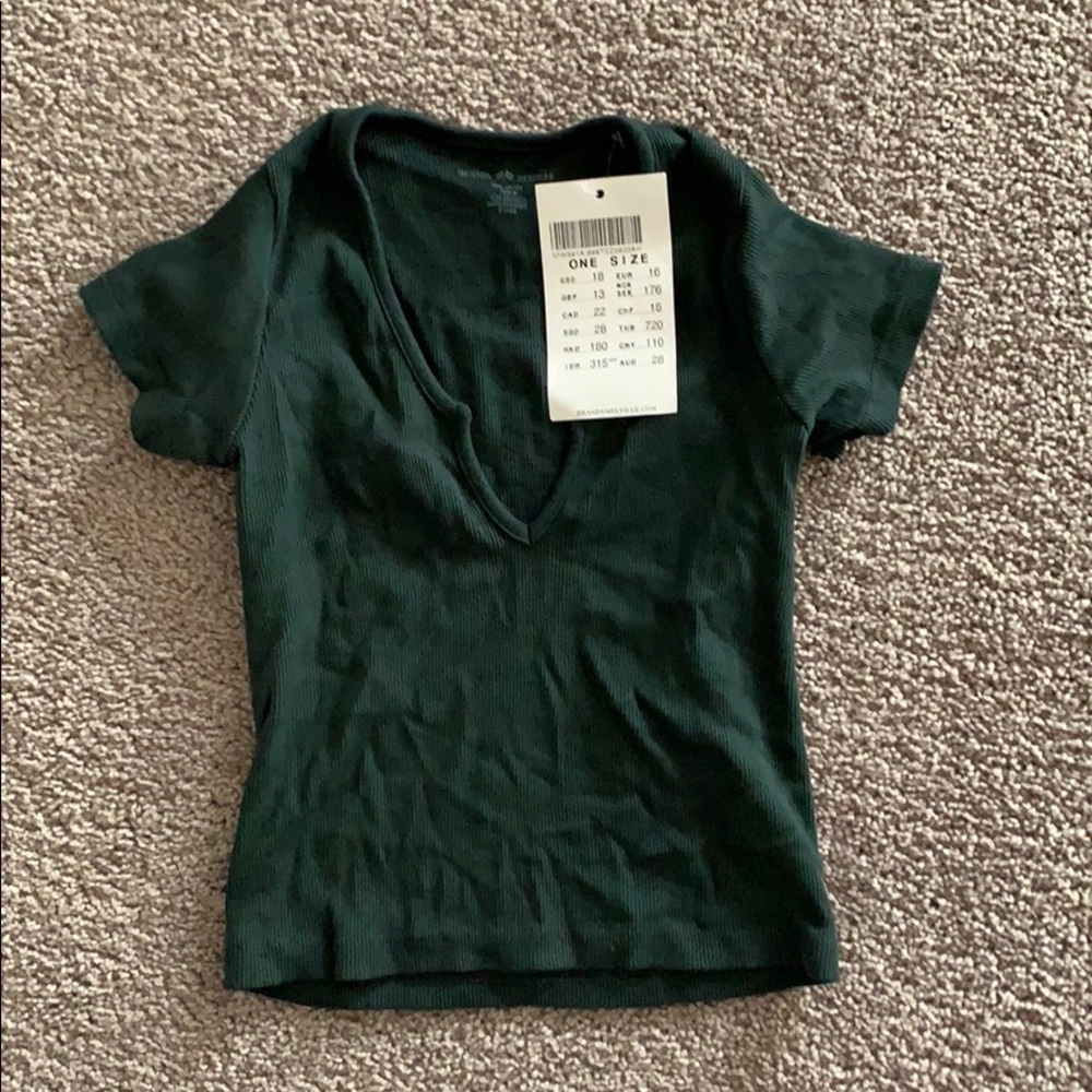 Brandy Melville green top NWT